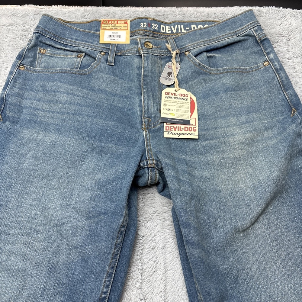 NWT DEVIL-DOG Men's Size 32x32 Relaxed Bootcut Dungarees Denim 5 Pocket Jeans